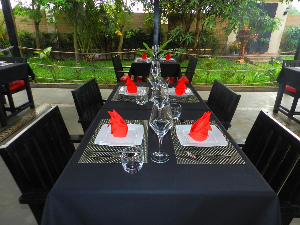 Villa Nissa Siem Reap Esterno foto