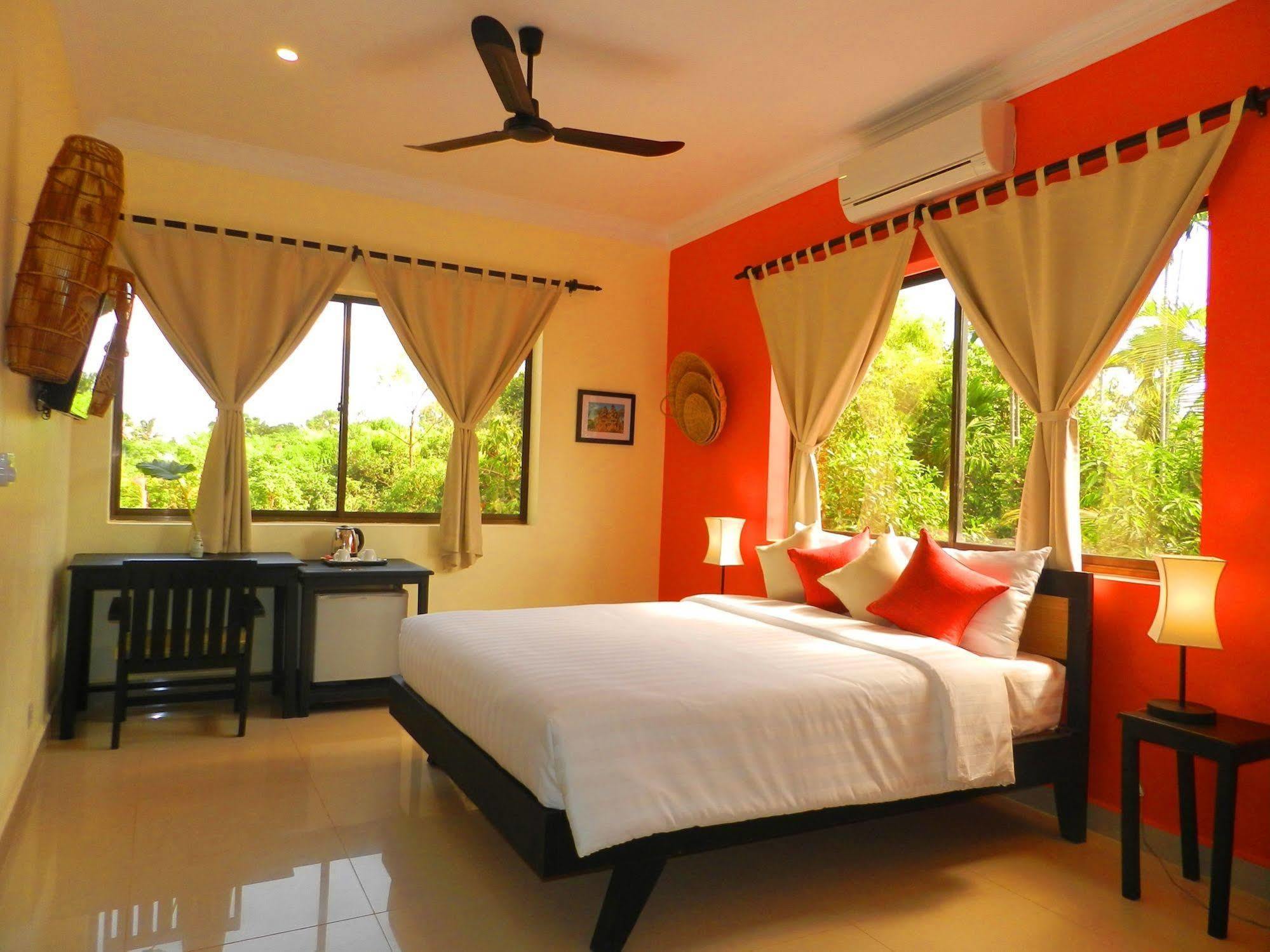 Villa Nissa Siem Reap Esterno foto